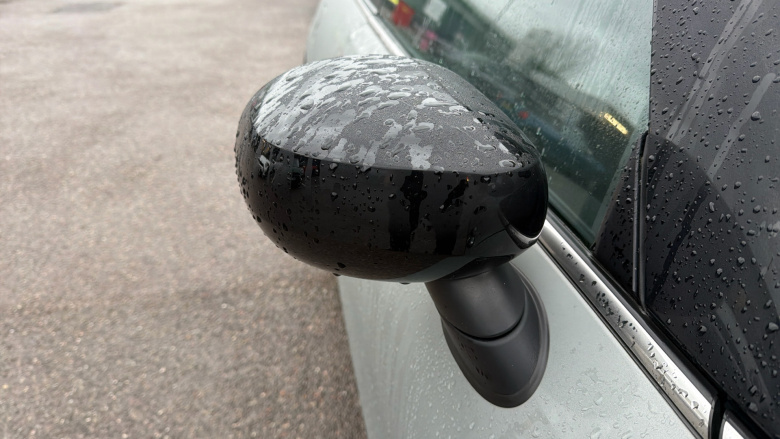 MINI Hatchback 1.5 Cooper Exclusive II 5dr Auto Petrol Hatchback